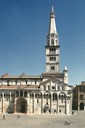 duomo e ghirlandina verticale.jpg