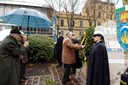 Il sindaco depone la corona