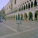 Liu Bolin Piazza San Marco_2010-1.jpg