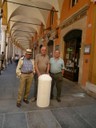 Da sinistra Beppe Zagaglia, Ermanno Bertolini, il paletto e  Luigi Pepe