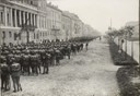 Partenza per la Grande Guerra dall'attuale viale Martiri.jpg