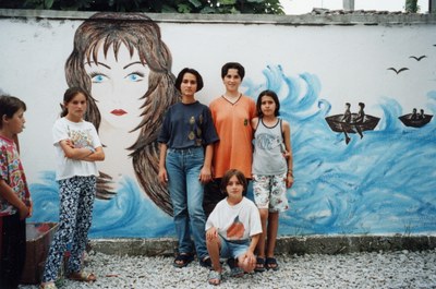 Campo Modena di Scutari 1999_Missione Arcobaleno.jpg