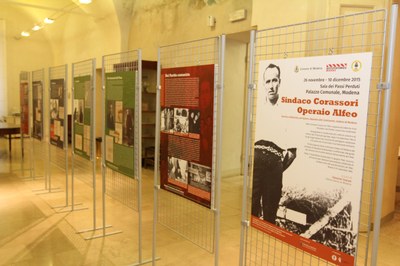 mostra sindaco corassori operaio alfeo.jpg