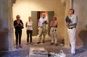 Da sinistra la funzionaria della Soprintendenza Lanzetta, la dirigente del servizio Edilizia storica del Comune Cadignani, l'assessore ai Lavori pubblici Giacobazzi, la rappresentante della FCRM Cargioli e il direttore dei lavori del Comune Mucci
