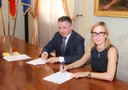 L'assessore Giuliana Urbelli e l'amministratore di Hera Cristian Fabbri