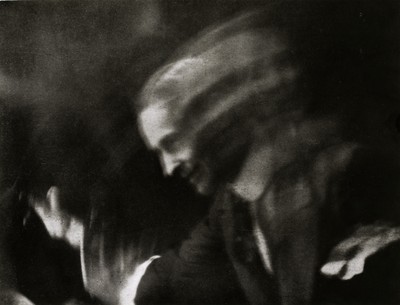 "Salutando" di Anton Giulio Bragaglia (fotodinamica 1911)