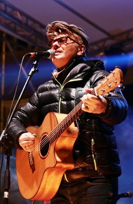 Concerto in piazza Grande, Ron