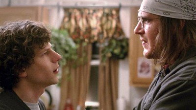 scena da The end of the Tour, film su Foster Wallace.jpg