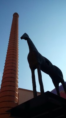 Cavallo di Modena di Mimmo Paladino al Mata.jpg