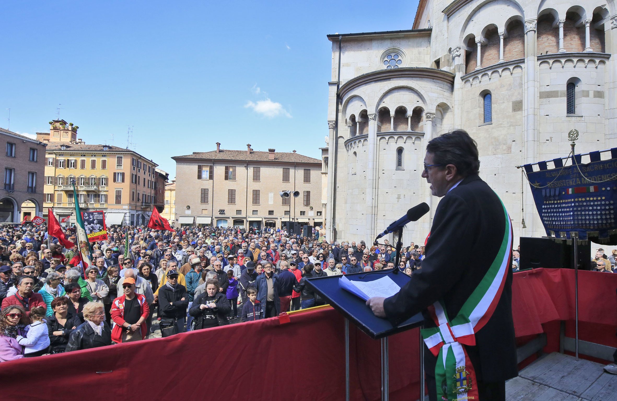 25 aprile, discorso in piazza Grande