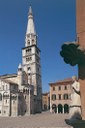 absidi duomo e ghirlandina dalla bonissima verticale.JPG