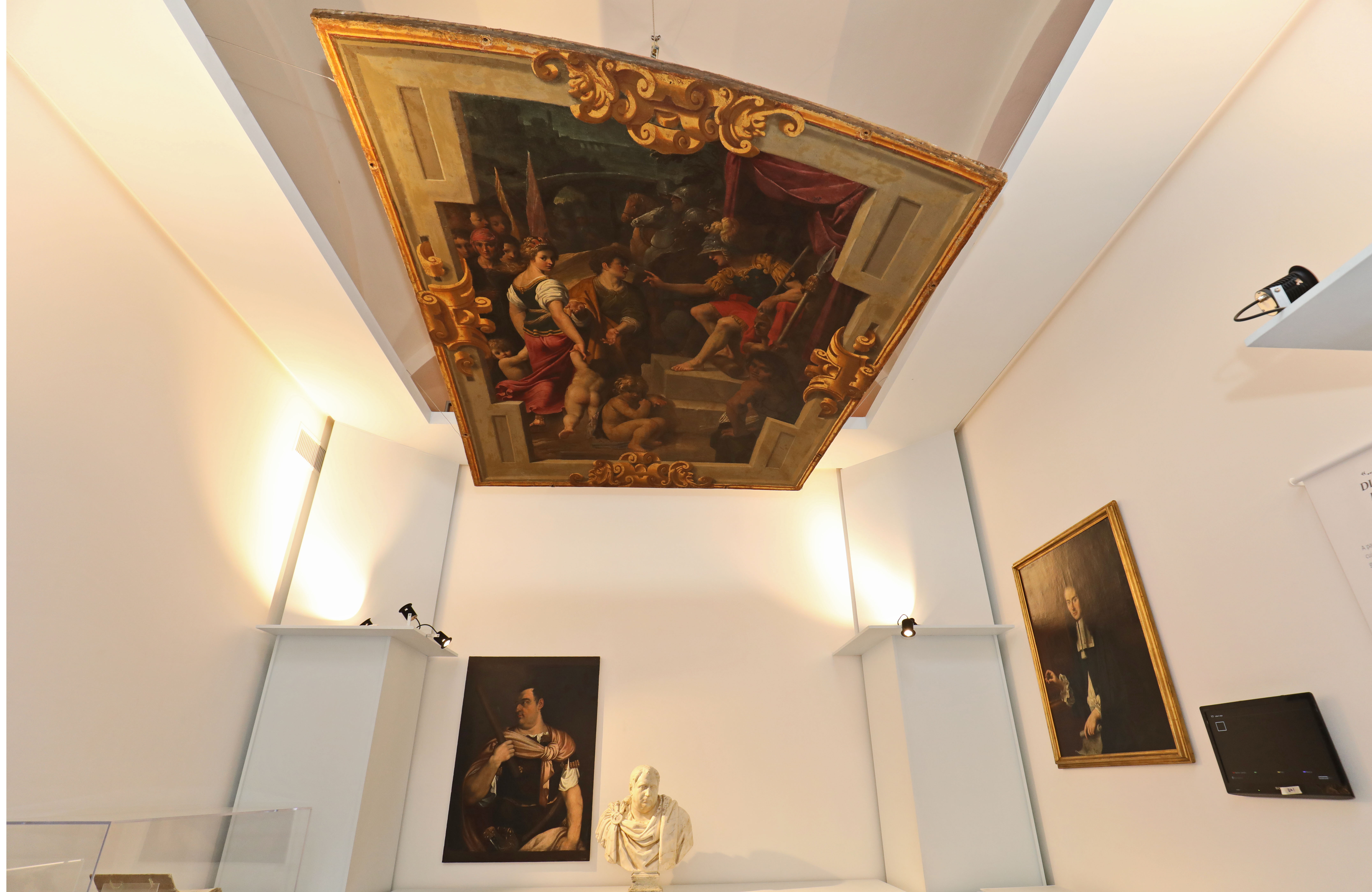 mutina splendidissima allestimento sezione eredità.jpg