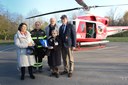 Da sinistra la prefetta di Modena Maria Patrizia Paba, il comandante dei Vigili del Fuoco di Modena Gennaro Tornatore, l'assessore ai Lavori Pubblici Gabriele Giacobazzi, la signora Dina Serafini autrice di una donazione e il sindaco Gian Carlo Muzzarelli
