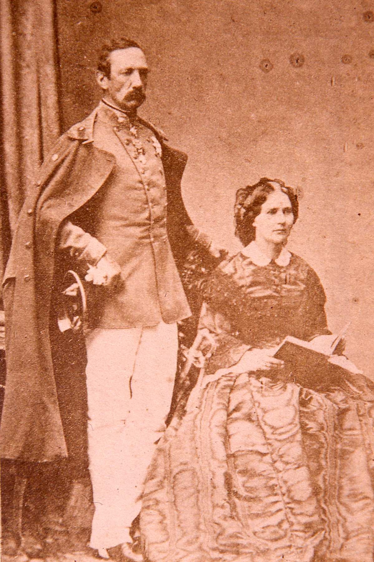 Francesco V Austria Este e Aldegonda di Baviera.jpg