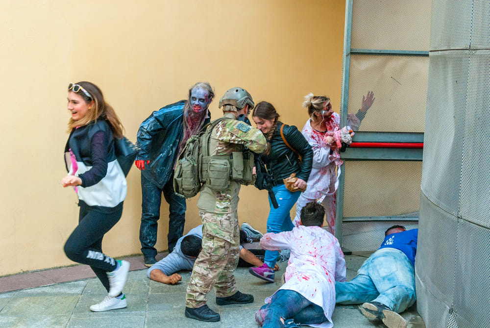 Zombie game in centro a Modena