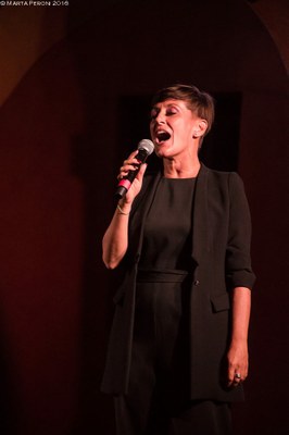 SALOTTO 13 AGOSTO FRANCESCA TAVERNI VOCE.jpg