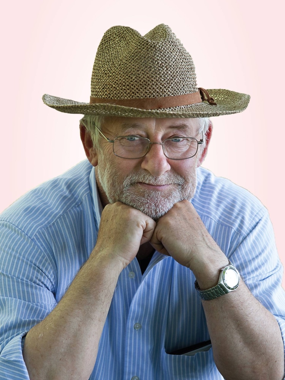 Il maestro giardiniere Carlo Pagani primo piano.jpg