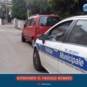Il post su Facebook che segnala il ritrovamento del veicolo rubato