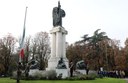 Alzabandiera al Monumento dei Caduti