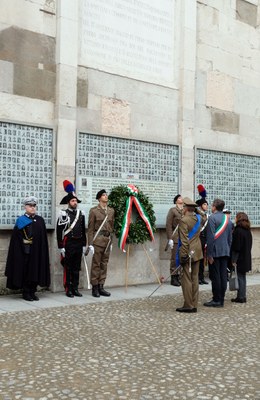 Cerimonia al Sacrario della Ghirlandina