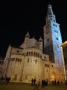Ghirlandina e Duomo di Modena.jpg
