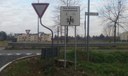 La segnaletica posizionata su stradello Piradello