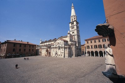 piazza Grande duomo dalla bonissima.jpg