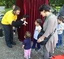 Burattini in baracca con Alex, Balanzone si presenta ai bimbi