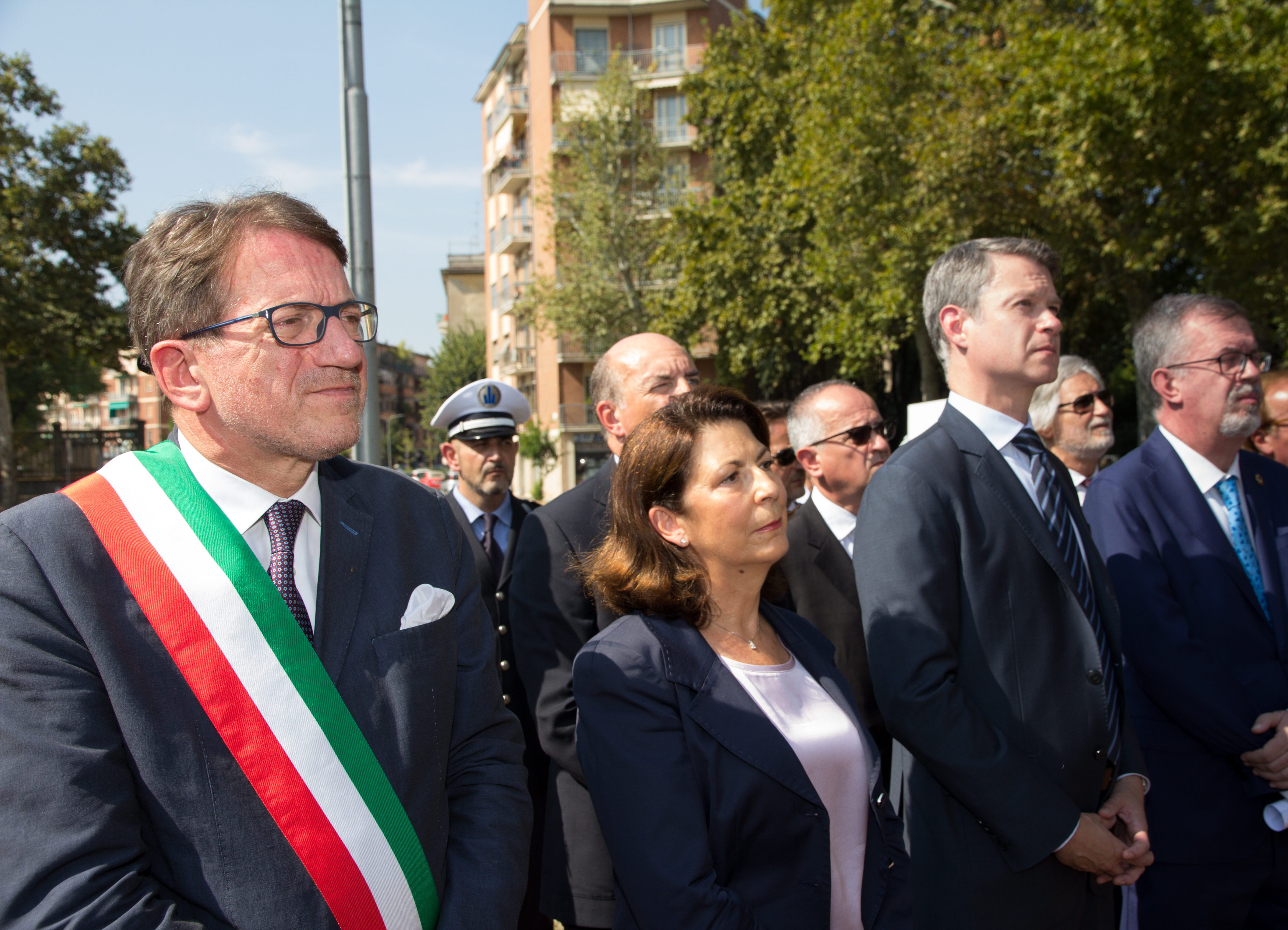 Le autorità alla commemorazione