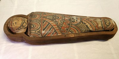 La mummia nel cartonnage prima del restauro