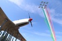 Frecce tricolori e monumento a Setti.jpg