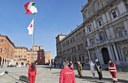 Alzabandiera Croce Rossa in piazza Roma