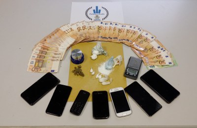 Droga, contanti e telefoni sequestrati dalla Polizia locale