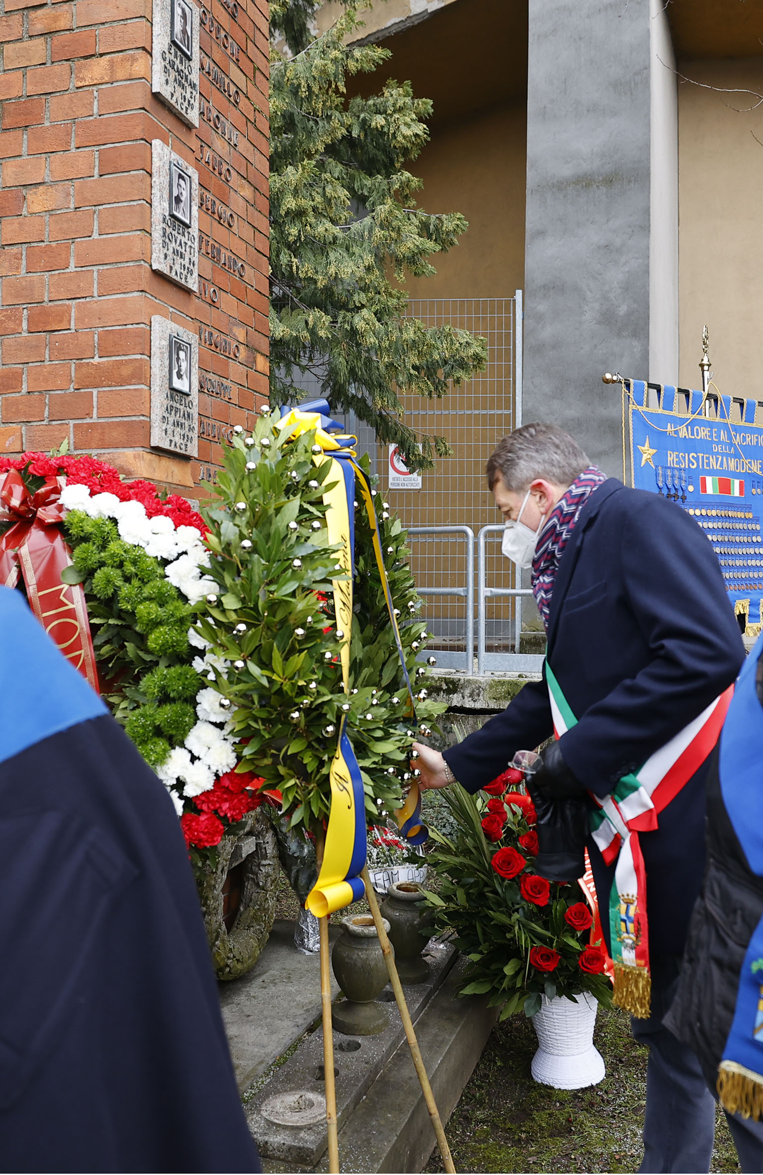 Il sindaco Gian Carlo Muzzarelli alla cerimonia 