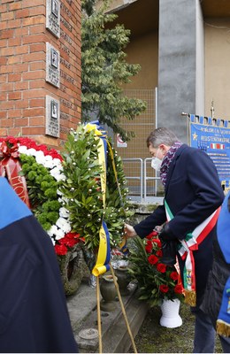 Il sindaco Gian Carlo Muzzarelli alla cerimonia 