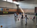 L'attività di pattinaggio con i bimbi delle scuole d'infanzia