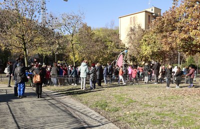 Un momento della merenda al parchetto di piazzale Primo Maggio 3