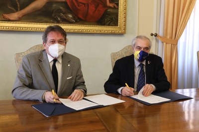 Il sindaco Muzzarelli e il presidente Iattici firmano il protocollo