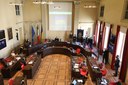 La sala consiliare durante la lettura della comunicazione