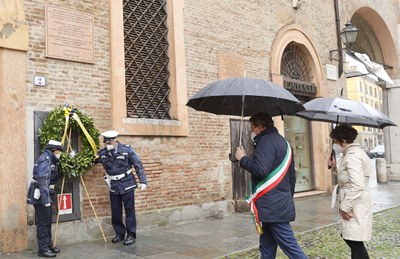 Lapide ex internati militari