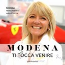 Gemma, restauratrice di auto d'epoca