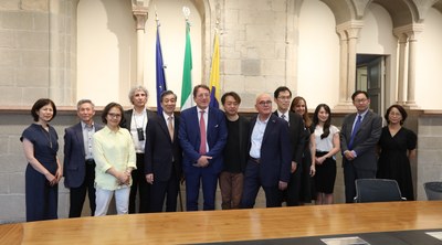 Il console Amamiya Yuji e la delegazione giapponese accolti dal sindaco Muzzarelli