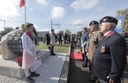 un momento della cerimonia per la scopertura del monumento ai carristi