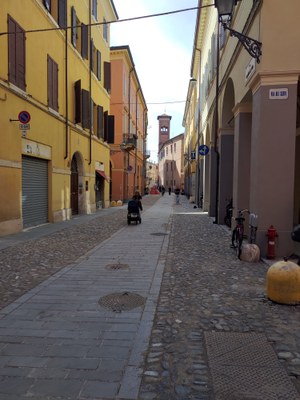 Riaperta via Canalino ripavimentata