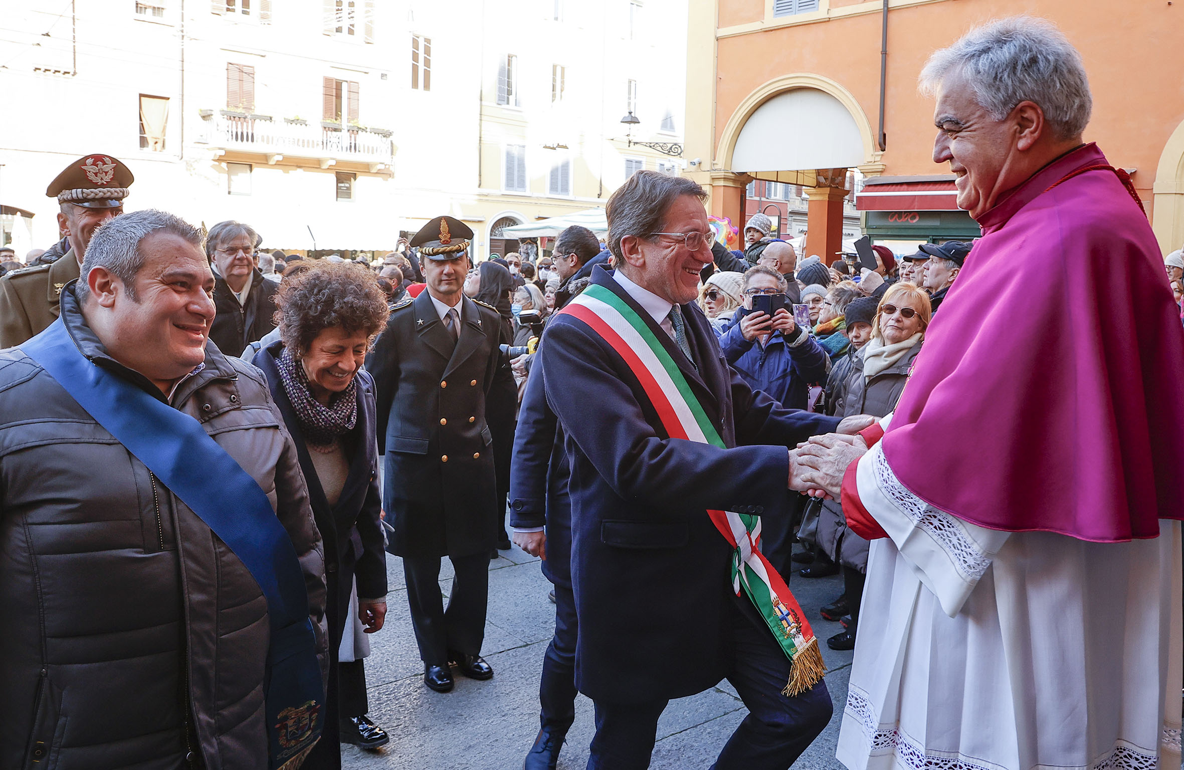 Il saluto del vicario Giuliano Gazzetti alle autorità