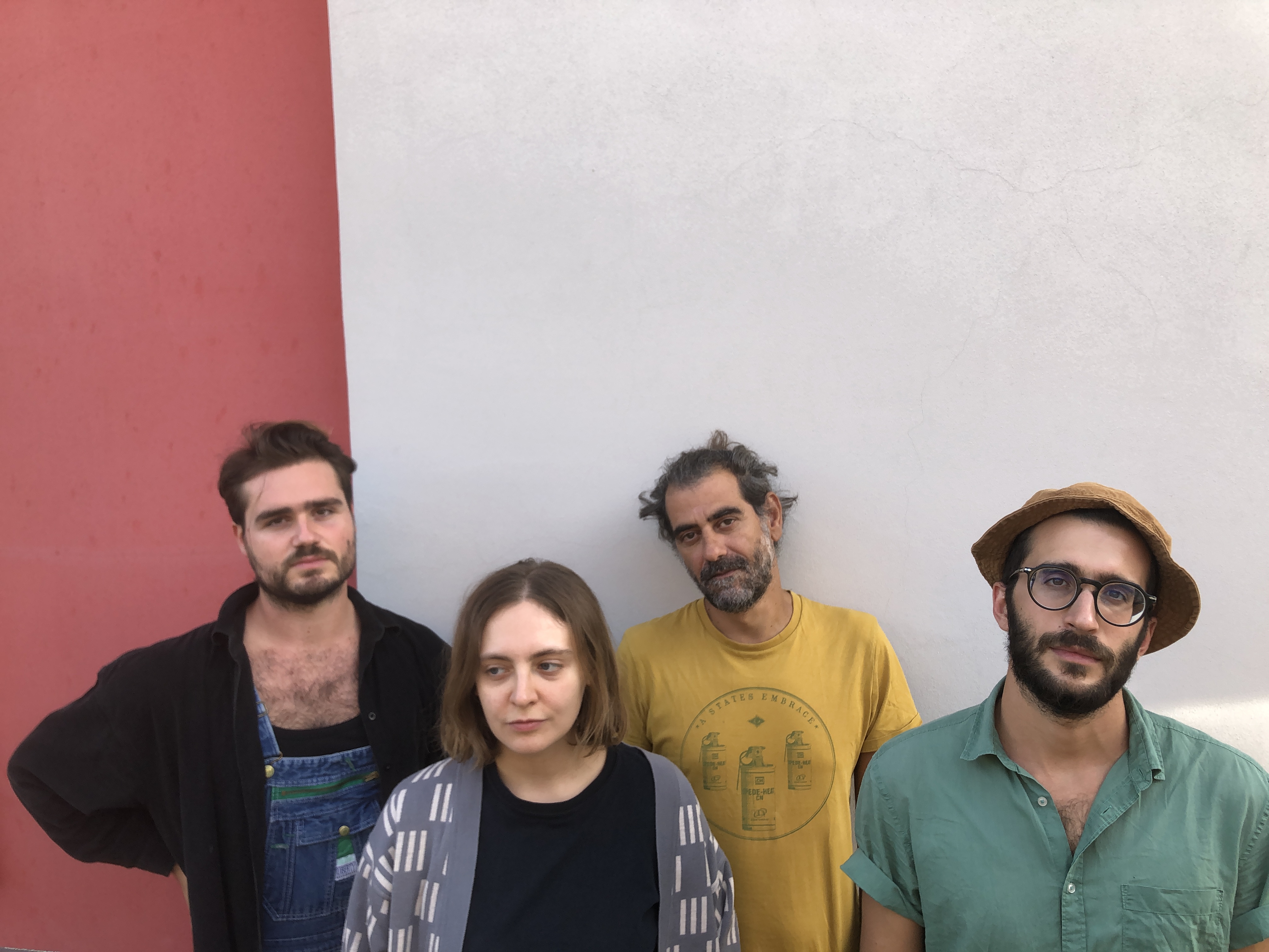 Il trio She's Analog e la musicista Adele Altro
