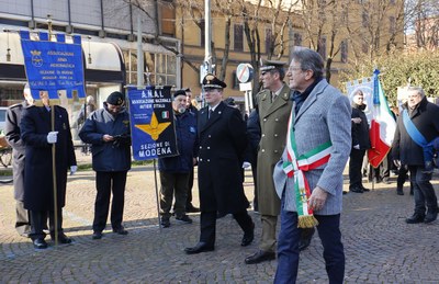 La commemorazione del "Giorno del ricordo" in piazzale Bruni