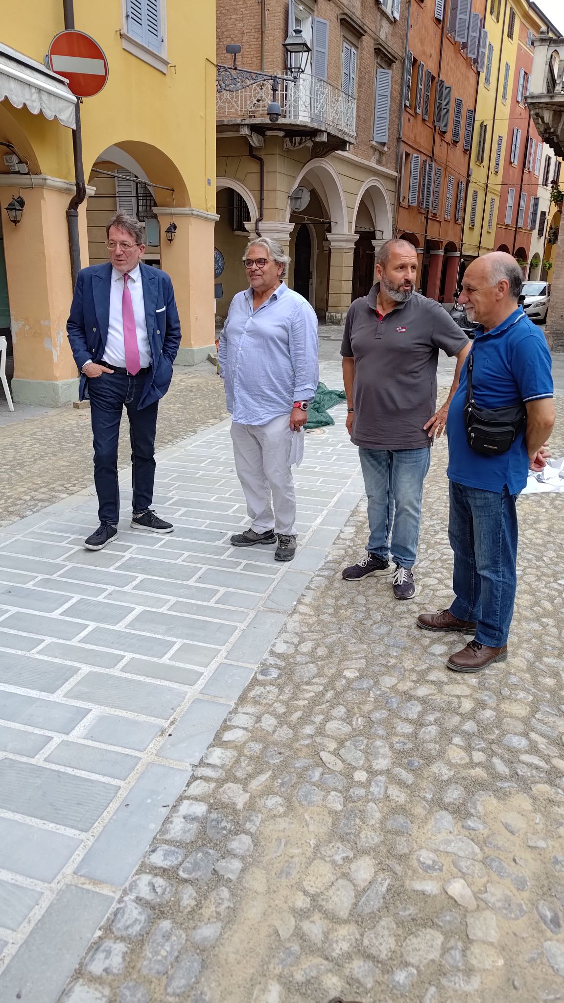 Il sindaco e i tecnici in via San Giacomo