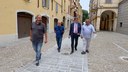 Il sindaco Muzzarelli con i tecnici in via San Pietro 2