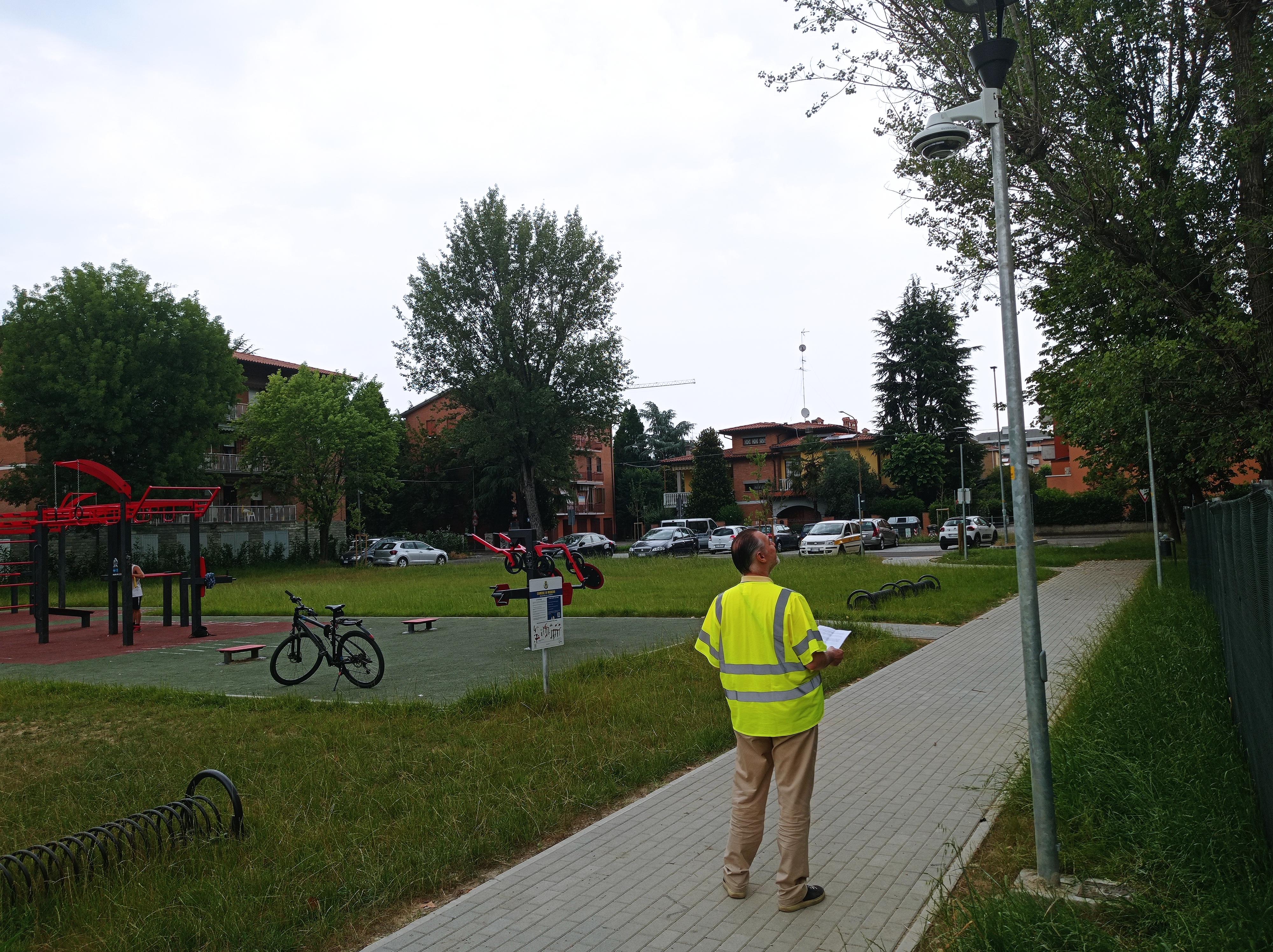 Telecamere nell'area verde di via Donati